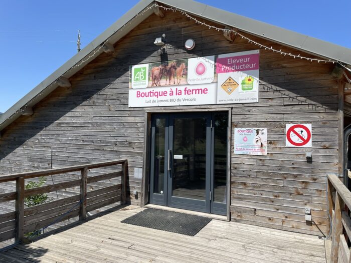 boutique cosmétiques au lait de jument du Vercors